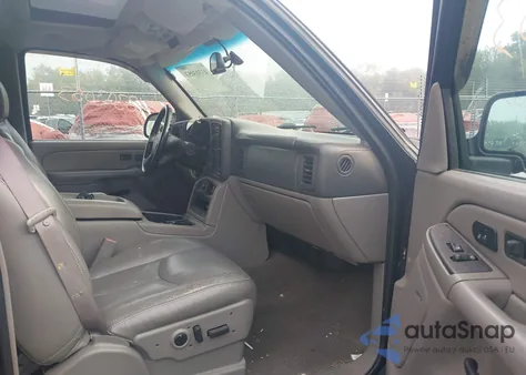 2006 Chevrolet Avalanche 1500 Z71 from USA, damaged, VIN 3GNEK12Z06G197166